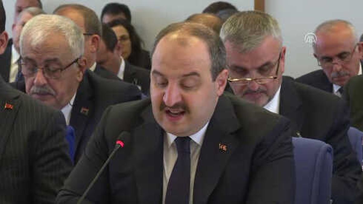 Varank: 'Medikal Biyoteknoloji Mükemmeliyet Merkezini 2020'de Açmayı Planlıyoruz'