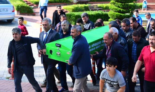 12 Yaşındaki Efe, 8'inci Kattan Babasına Seslenirken Düşmüş