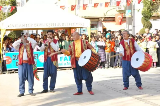 İslahiye'nin Düşman İşgalinden Kurtuluşu Kutlandı İslahiye'nin Düşman İşgalinden Kurtuluşu Kutlandı