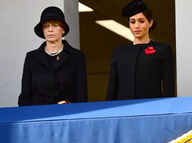 Kate Middleton ve Meghan Markle anma törenini ayrı balkonlarda izledi