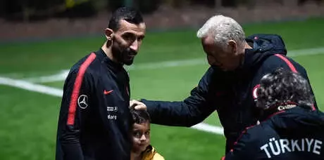 Mehmet Topal: 'Koeman Görevini En İyi Şekilde Yapıyor' Mehmet Topal: 'Koeman Görevini En İyi Şekilde Yapıyor'