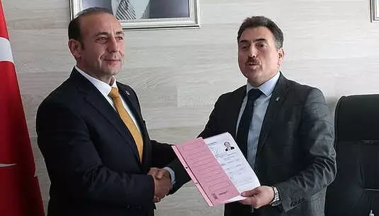 Onur Okan Güleç Kepez İçin Ben de Varım Dedi Onur Okan Güleç Kepez İçin Ben de Varım Dedi