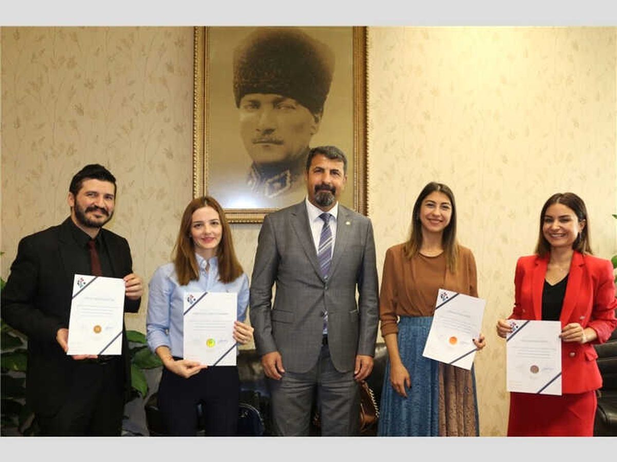 Avukatlar 'Konkordato Komiserliği Sertifikası' Aldı