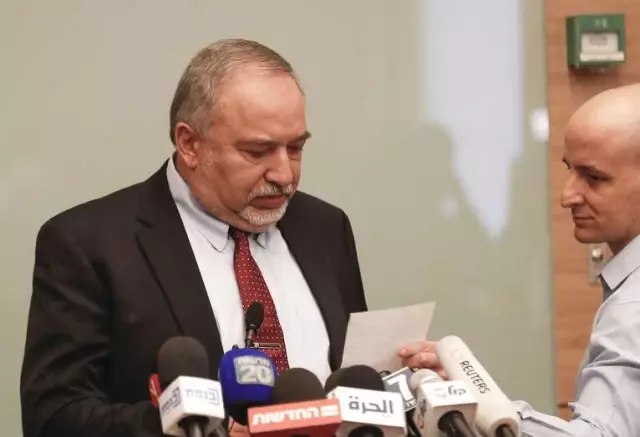 İsrail Hükümetinde Gazze ile Ateşkesin Ardından İstifa Kararı