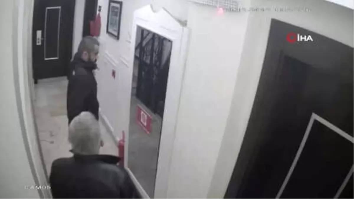 İstanbul'da ABD'li Turisti Otel Odasında Gasp Ettiler