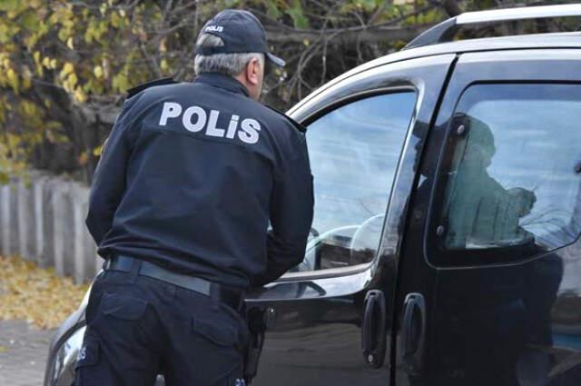 Kan Donduran Cinayet! Talihsiz Vatandaşı, Aracının İçerisinde Vahşice Öldürdüler