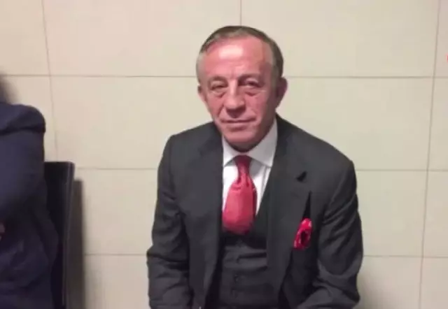 Ağaoğlu Zekeriya Öz'ün Dubai Tatilini Mahkemede Anlattı