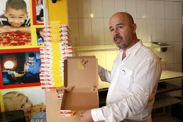Artık Pizzalara Kimse Tüküremeyecek