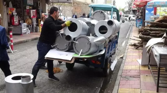 Kış Yaklaştı, Sobalar Elde Kaldı Kış Yaklaştı, Sobalar Elde Kaldı