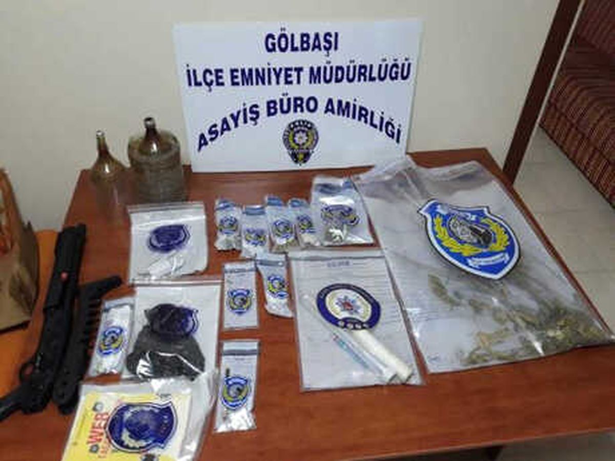 Uyuşturucu Kullanırken Yakalanan 4 Kişi Tutuklandı
