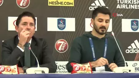 Xavi Pascual: 'Anadolu Efes Bizden Daha İyi Oynadı' Xavi Pascual: 'Anadolu Efes Bizden Daha İyi Oynadı'