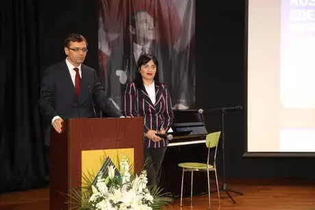 Yeditepe Üniversitesi Rus Dili ve Edebiyatı Bölümü'nün Açılış Töreni Yapıldı Yeditepe Üniversitesi Rus Dili ve Edebiyatı Bölümü'nün Açılış Töreni Yapıldı