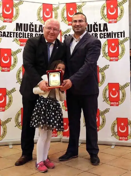 Dha Muhabirleri Ödüllerini Aldı Dha Muhabirleri Ödüllerini Aldı