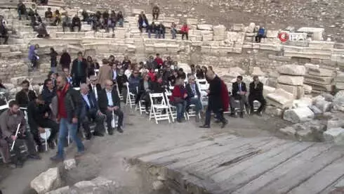 Dünyanın En Pahalı Zeytinyağı: Yarım Litresi 30 Bin Lira...bin 800 Yıllık Ağaçtan Elde Edilen... Dünyanın En Pahalı Zeytinyağı: Yarım Litresi 30 Bin Lira...bin 800 Yıllık Ağaçtan Elde Edilen...