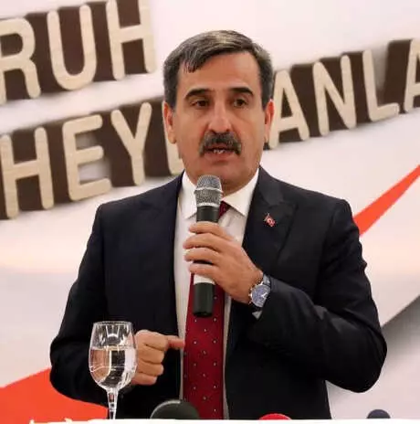 Kahveci: Mesele Memur Olunca Sesleri Çıkmayanlar, Andımıza Ses Çıkarıyor