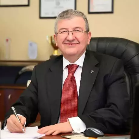 Uşak'ta AK Parti'den Belediye Başkanlığı İçin 22 Başvuru Uşak'ta AK Parti'den Belediye Başkanlığı İçin 22 Başvuru