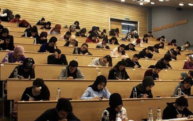 Bakan Selçuk Müjdeyi Verdi! Milyonlarca Öğrenci Kendi Parasını Kazanacak