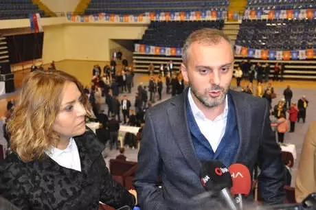 İzmir'de 4 Bin Ak Partili Dijital Oylamaya Katıldı