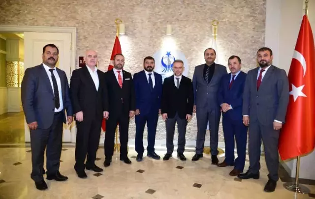 Kahramanlardan Ertürk'e Anlamlı Ziyaret Kahramanlardan Ertürk'e Anlamlı Ziyaret