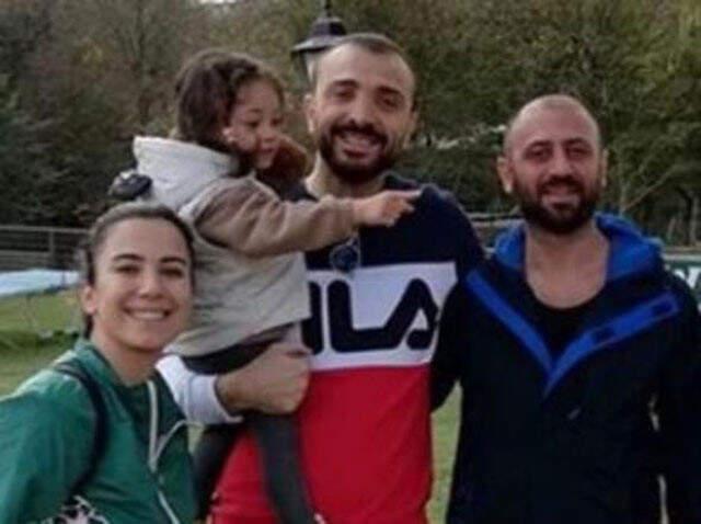 Okan Kurt Demet Akalın'ı Çabuk Unuttu!