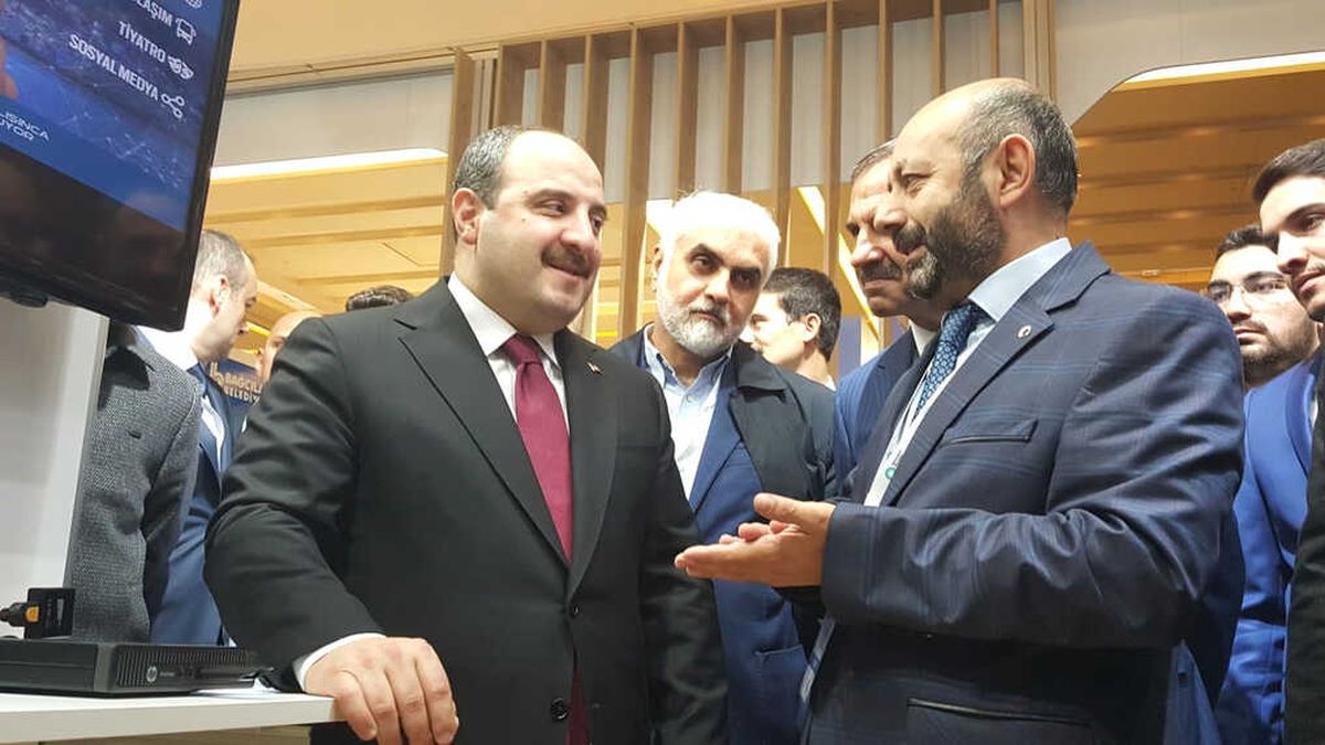 Büyükşehir, ''Akıllı Teknolojiler'' Fuarına Katıldı