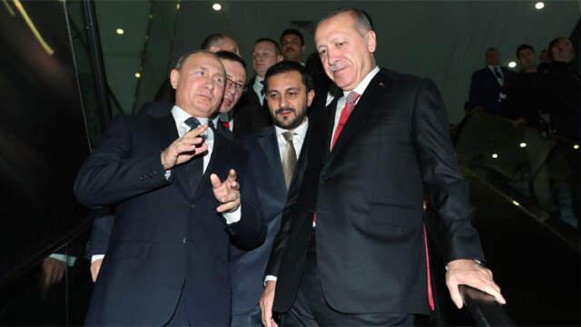 Cumhurbaşkanı Erdoğan, Rusya Lideri Putin'e Anlamlı Hediye!