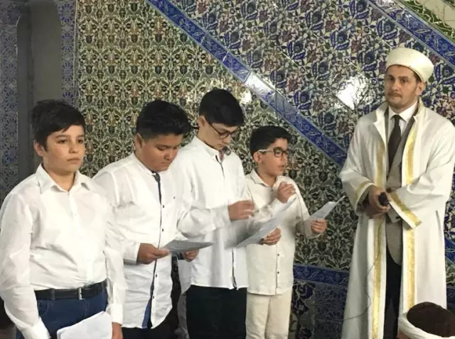 Fatsa'da Çocuklardan Mevlid Kandili Programı Fatsa'da Çocuklardan Mevlid Kandili Programı