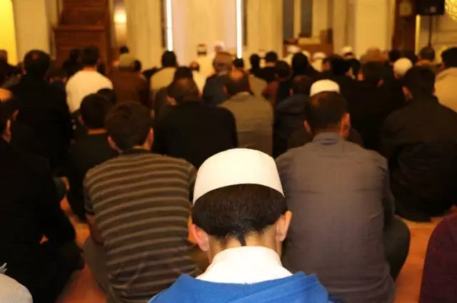 Gaziantep'te Mevlit Kandili Sevinci Gaziantep'te Mevlit Kandili Sevinci