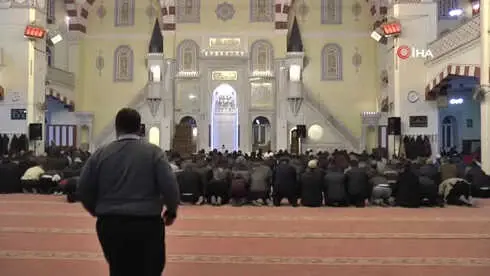 Gaziantep'te Mevlit Kandili Sevinci Gaziantep'te Mevlit Kandili Sevinci