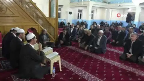 Hakkari'de Mevlid-i Şerif Programı Düzenlendi Hakkari'de Mevlid-i Şerif Programı Düzenlendi