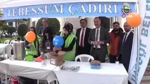 İnegöl Belediyesi'nden 'Tebessüm' Çadırları İnegöl Belediyesi'nden 'Tebessüm' Çadırları