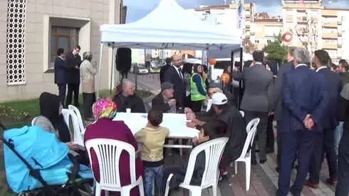 İnegöl Belediyesi'nden 'Tebessüm' Çadırları İnegöl Belediyesi'nden 'Tebessüm' Çadırları