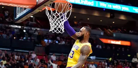Lebron James’den Eski Takımı Miami Heat’e 51 Sayı