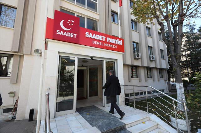 Saadet Partisi Genel Merkezinin Kapısına İcra Memurları Dayandı!