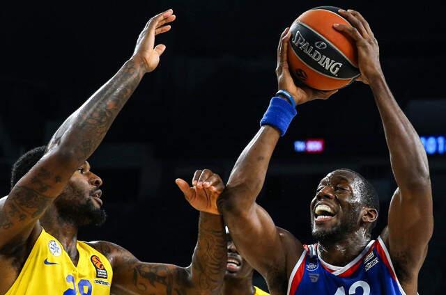 Anadolu Efes, Maccabi FOX Tel Aviv'i 90-77 ile Geçti