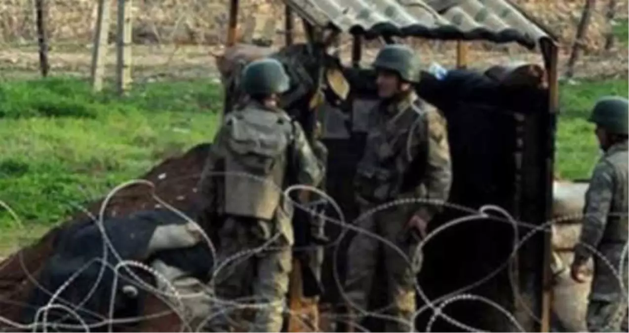 Vatani Görevini Yapan Asker, Nöbet Tuttuğu Kulübede Ölü Bulundu