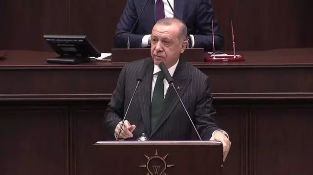 Batı'nın 'Gezi' İkiyüzlülüğüne Sert Tepki Batı'nın 'Gezi' İkiyüzlülüğüne Sert Tepki