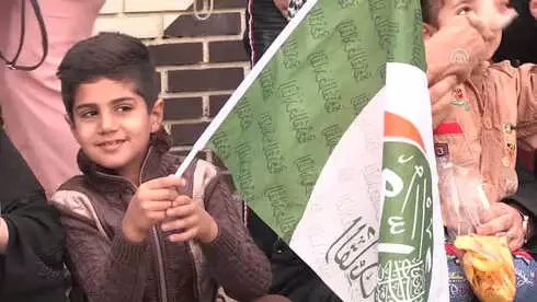 Irak'ta Mevlit Kandili İdrak Edildi Irak'ta Mevlit Kandili İdrak Edildi