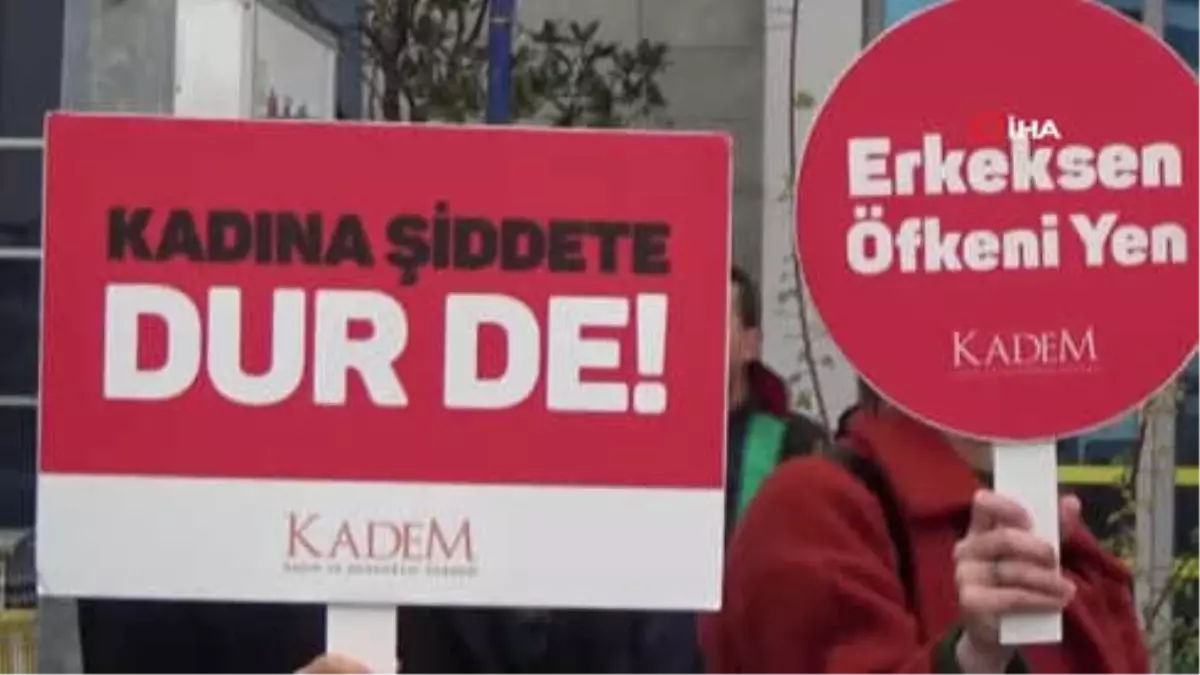 Metroda Başörtülü Kadına Saldırdığı İddia Edilen Sanık: 'Tükürmedim'