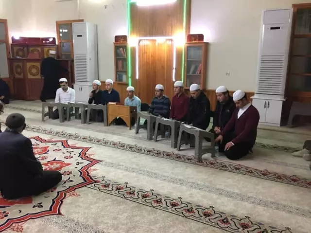 Mevlit Kandilinde Süt ve Çorba İkramı Mevlit Kandilinde Süt ve Çorba İkramı