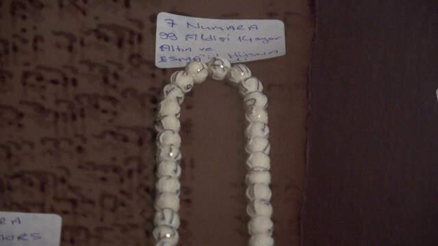 Allah'ın Adının Altın Tellerle Yazıldığı Tespih 15 Bin Dolara Satışa Çıktı