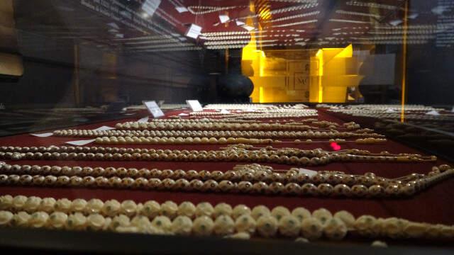 Allah'ın Adının Altın Tellerle Yazıldığı Tespih 15 Bin Dolara Satışa Çıktı