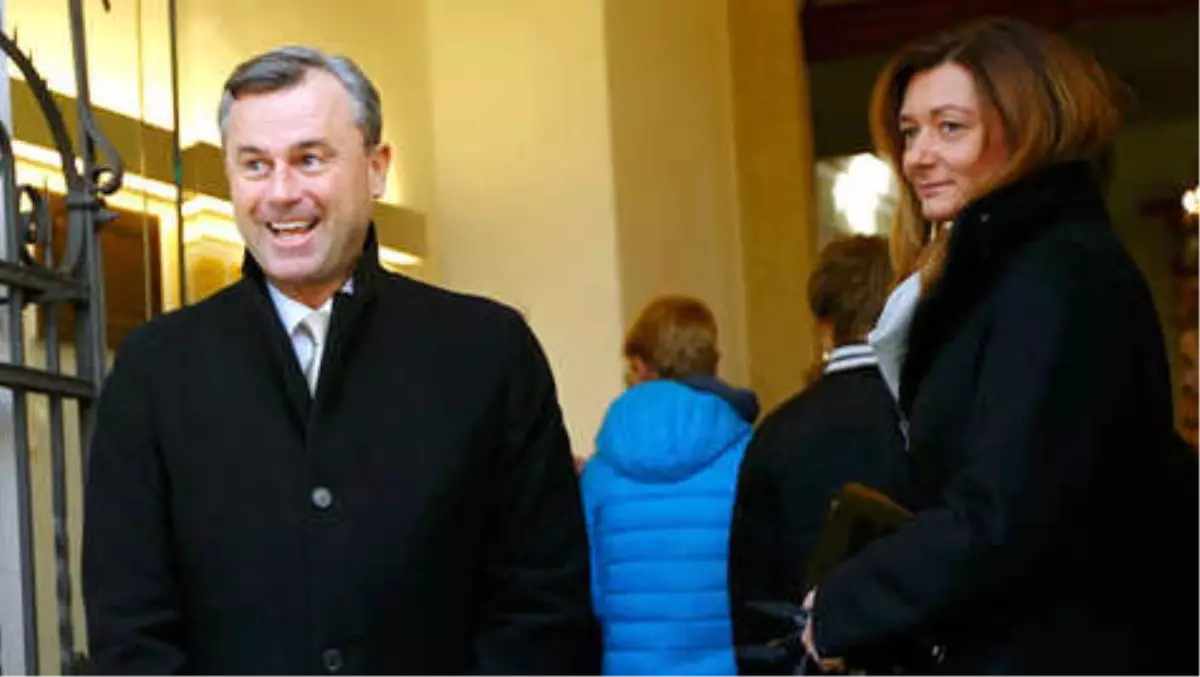 Avusturya'da Okullarda Başörtüsü Yasağı Hazırlığı