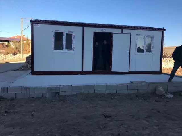 Dazkırı�da Engelli Aileye Konteyner Ev Verildi haberi fotografı