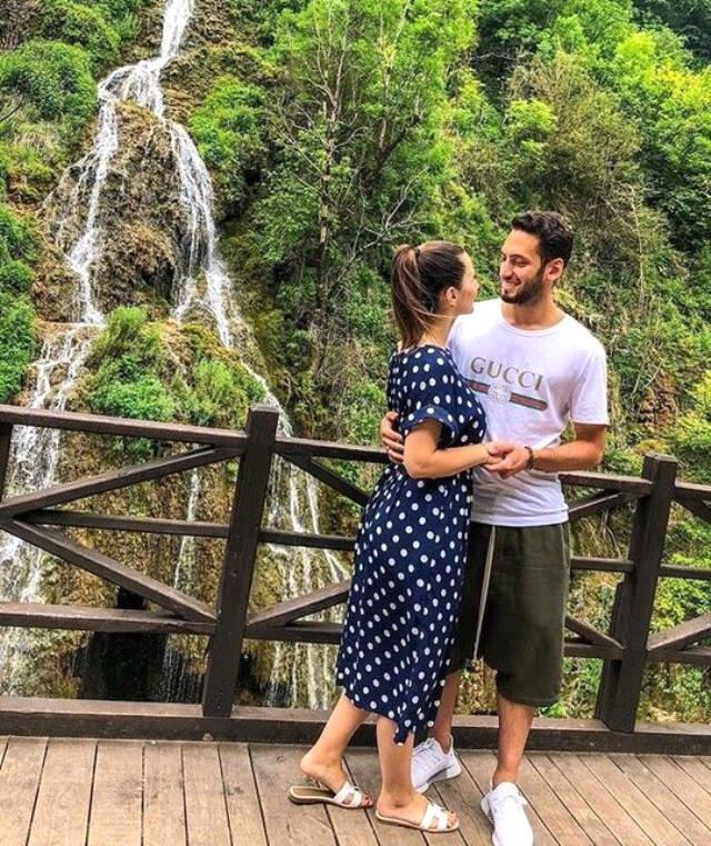Hakan ve Sinem Çalhanoğlu Çifti Barıştı!