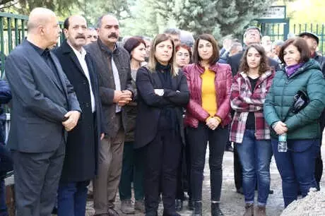 Hdp'li Meral Danış Beştaş'ın Annesi Yaşamını Yitirdi