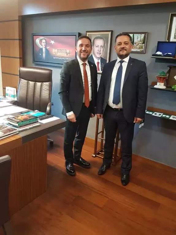 Serkan Işık Bursa Milletvekillerine Projelerini Anlattı Serkan Işık Bursa Milletvekillerine Projelerini Anlattı