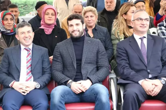 Spor Kompleksine Dünya Şampiyonu Güreşçi Metehan Başar'ın İsmi Verildi