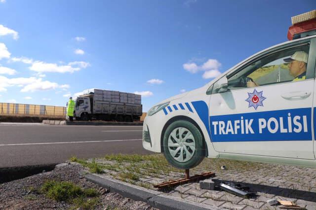 Kayseri Emniyetinden Trafikte 'Mankenli' Önlem