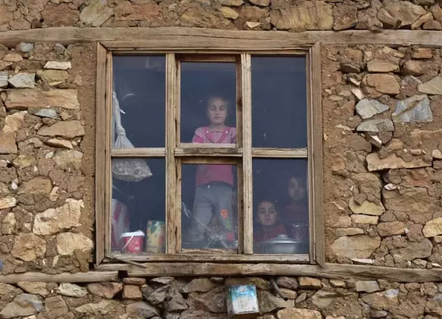 Hizan'ın Taş Evlerine Büyük İlgi Hizan'ın Taş Evlerine Büyük İlgi